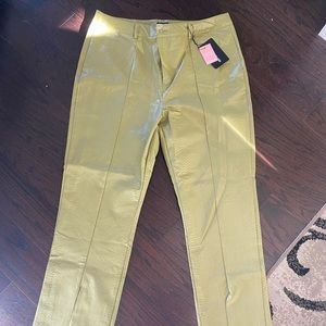 Pretty little thing olive faux leather crock split him trousers size 16